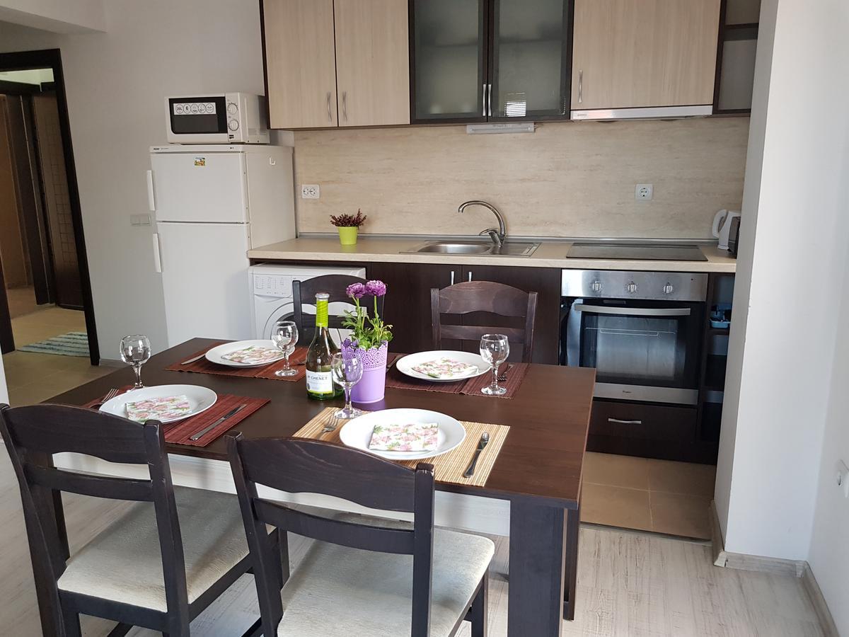Family Aparthotel Vintegra Burgas Exterior photo