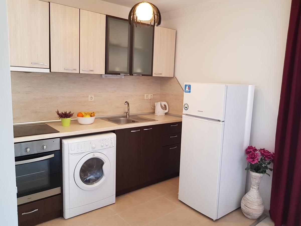 Family Aparthotel Vintegra Burgas Exterior photo