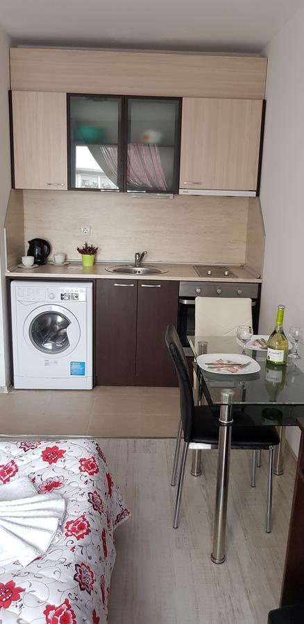 Family Aparthotel Vintegra Burgas Exterior photo